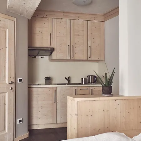 山林小屋 Mia Majon