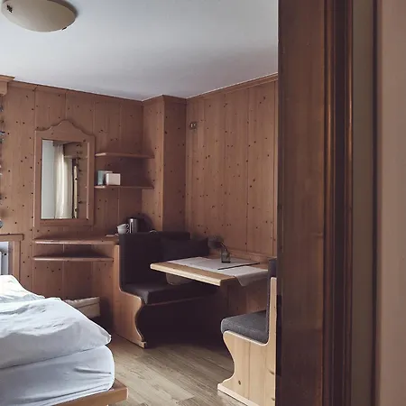 Mia Majon 山林小屋 卡纳泽伊