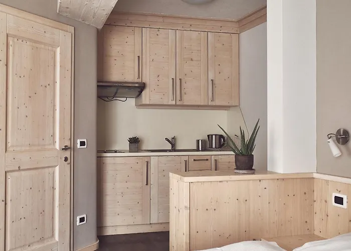 山林小屋 Mia Majon